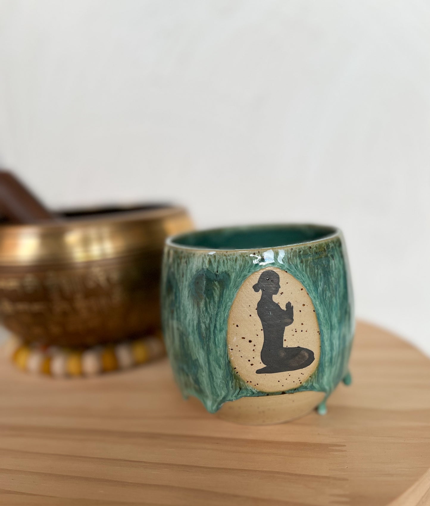 Becher Yoga - Namastè