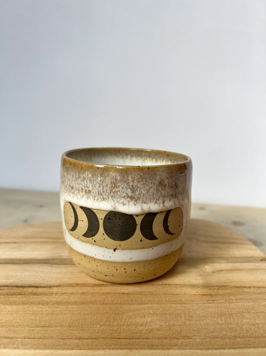 Becher Mondphasen